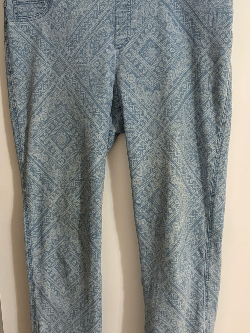 Chico's Pale Blue Patterned Straight-Leg Jeans